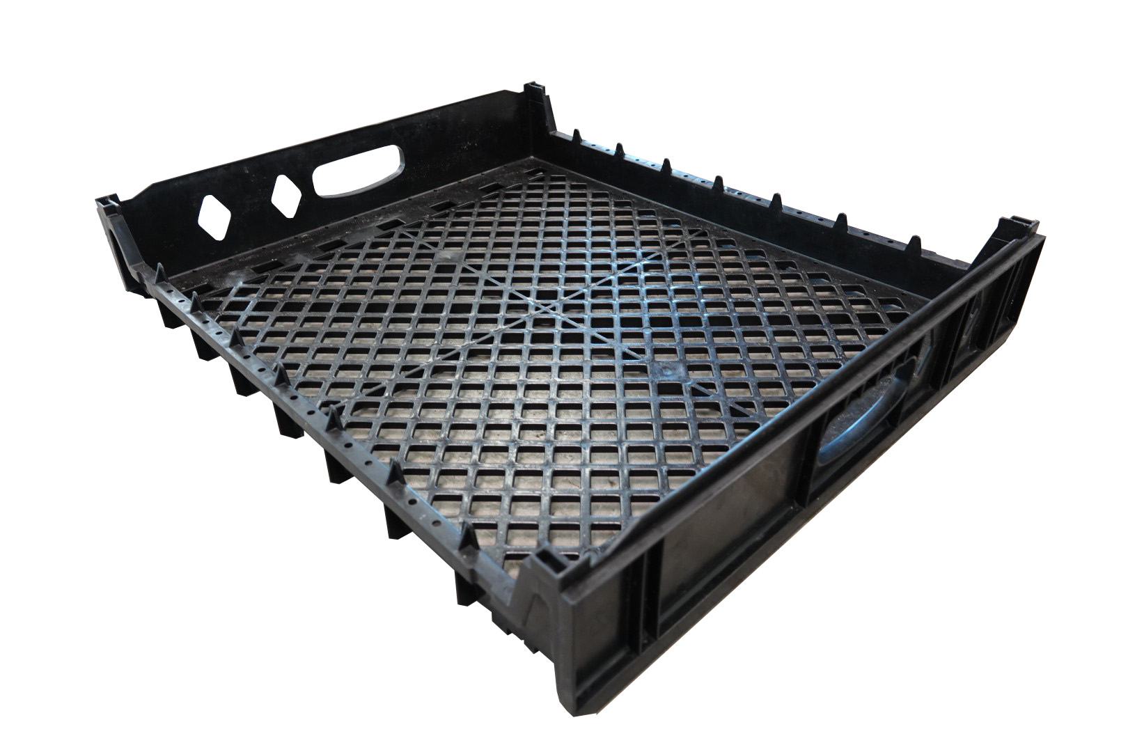 Drader black plastic trays